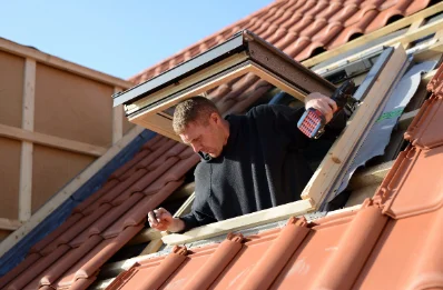 Pose de fenêtres de toit Velux à Bettange